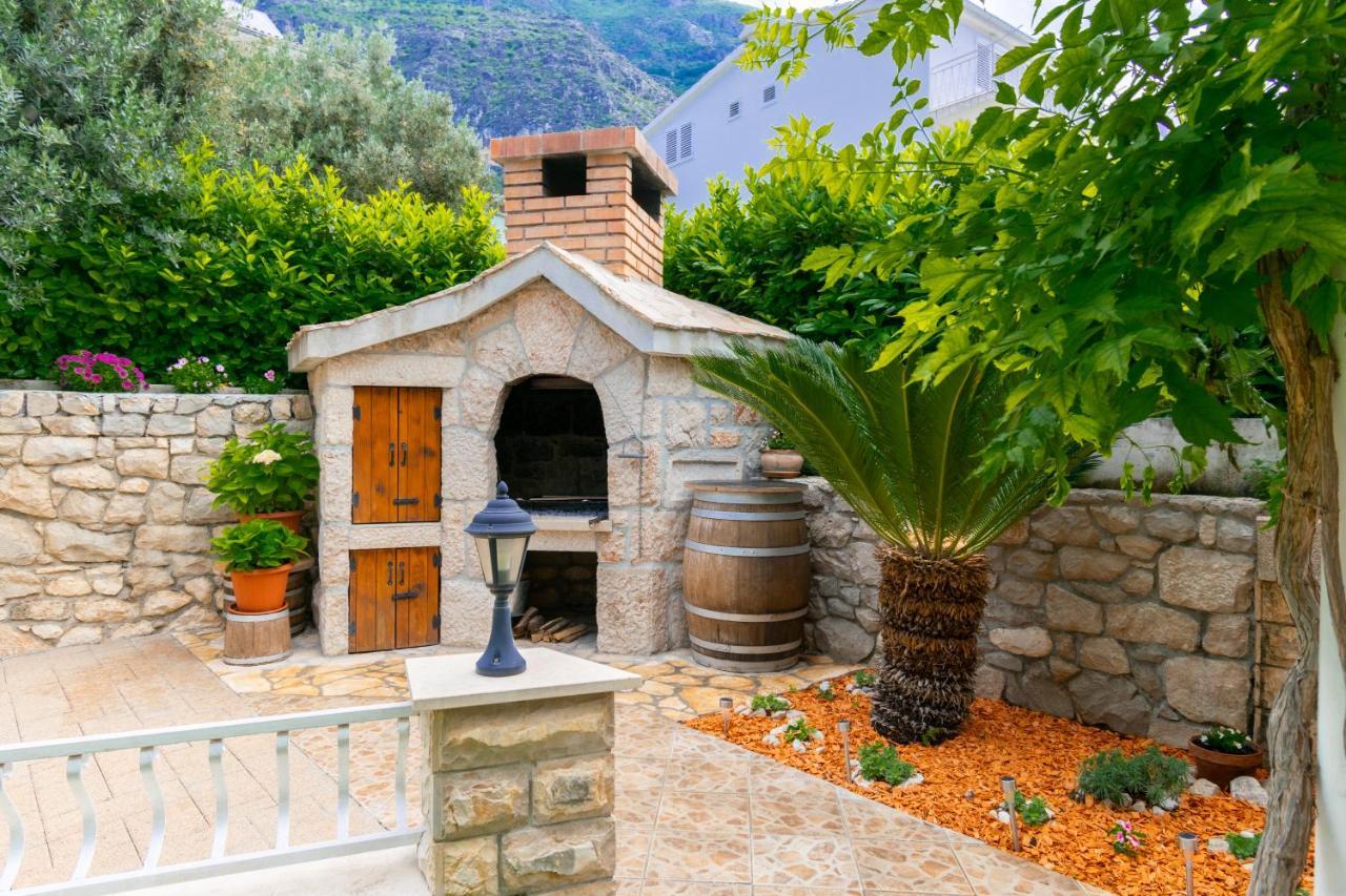 Apartment Iva With Sea View Makarska Luaran gambar